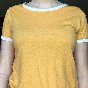 H&M DIVIDED yellow t-shirt
